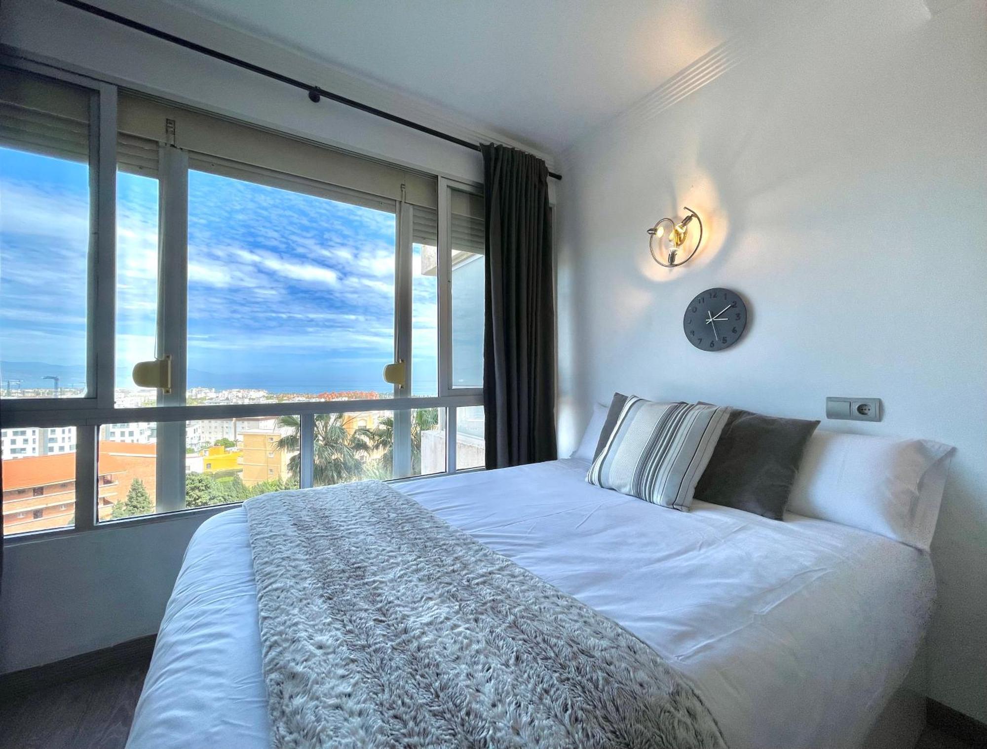 Lafrenchtouch - Moderno Y Acogedor Estudio Vista Mar ตอร์เรโมลิโนส ภายนอก รูปภาพ